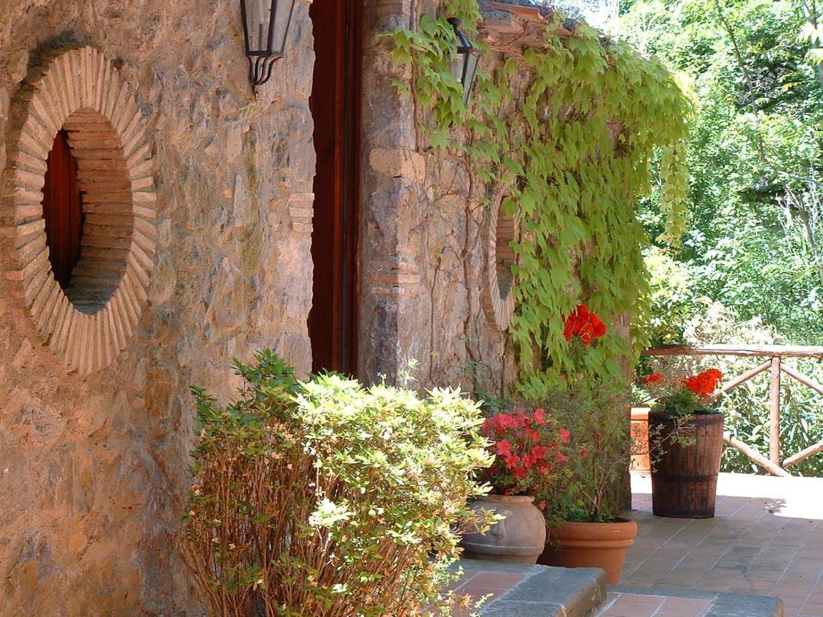 La Riserva Montebello Больсена Екстер'єр фото